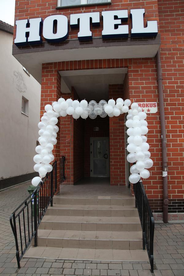 Hotel Krokus Kamienna Gora Dış mekan fotoğraf