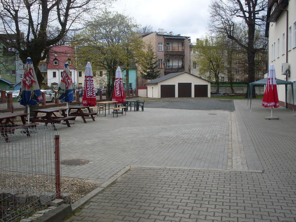 Hotel Krokus Kamienna Gora Dış mekan fotoğraf